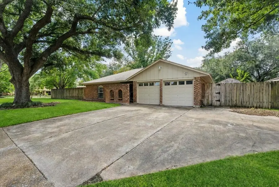 3930 Tumbleweed Lane, Baytown, TX 77521 - #2