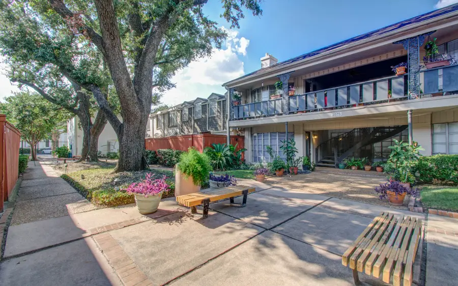 2575 Marilee Lane #1, Houston, TX 77057 - Image #2