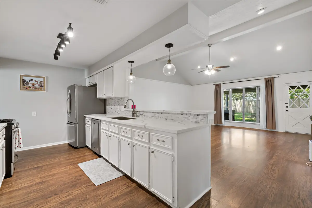 4302 Seneca Street, Pasadena, TX 77504 - #1