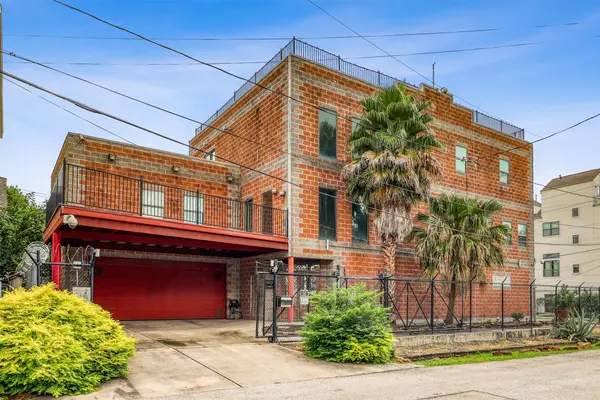 1607 E Bonner Street, Houston, TX 77007