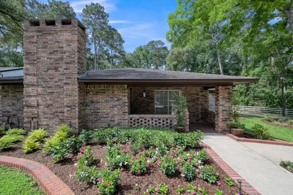 117 Broken Bough Lane, Conroe, TX 77304