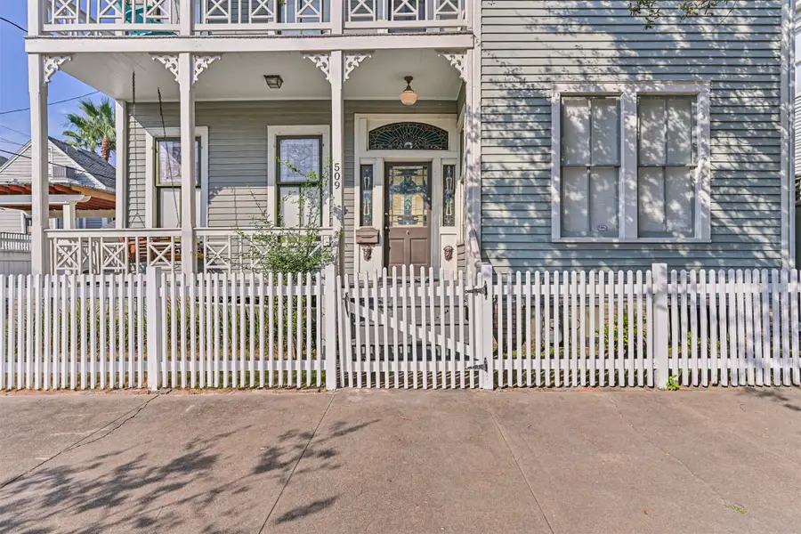 509 16th Street, Galveston, TX 77550 - #3