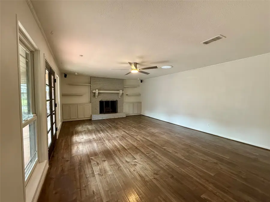 1426 Antigua Lane, Nassau Bay, TX 77058 - Image #3