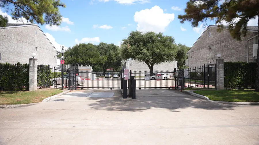 10839 Braes Bend #10839, Houston, TX 77071 - #2