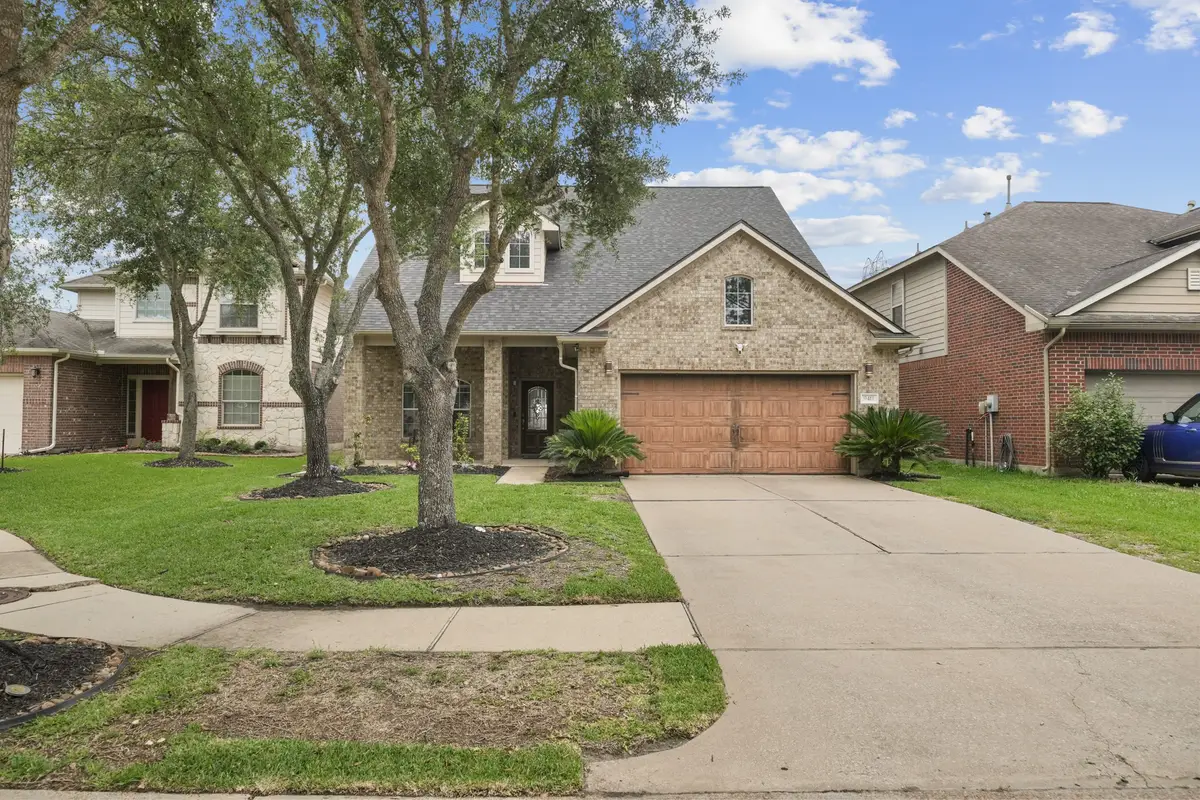 9411 Silver Ridge Drive, Rosharon, TX 77583 - #1