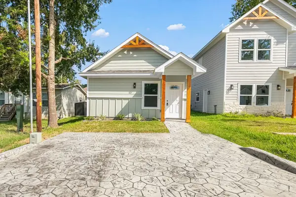 16740 E Ivanhoe, Montgomery, TX 77316