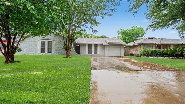 11231 Tamworth Drive, Houston, TX 77016