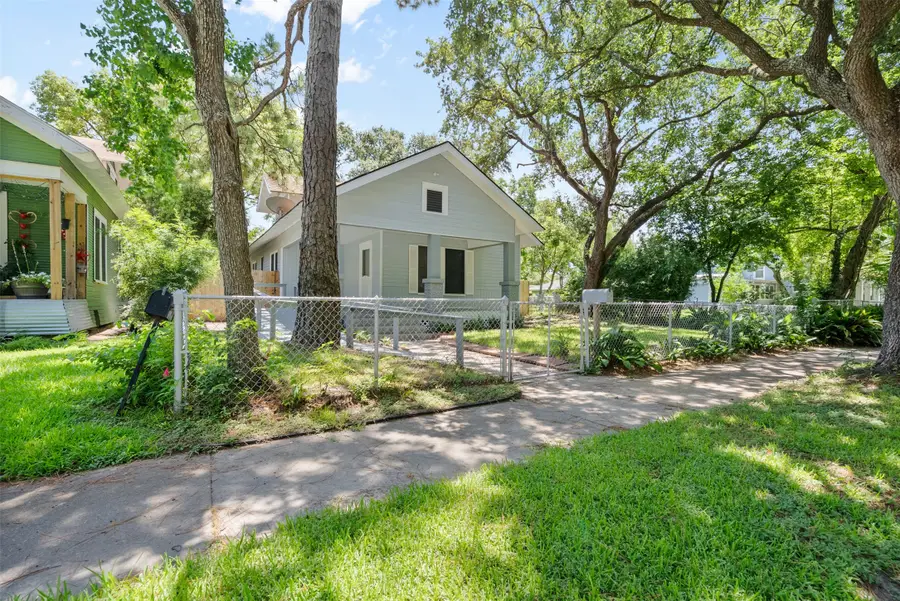 317 11th Avenue N, Texas City, TX 77590 - Image #3