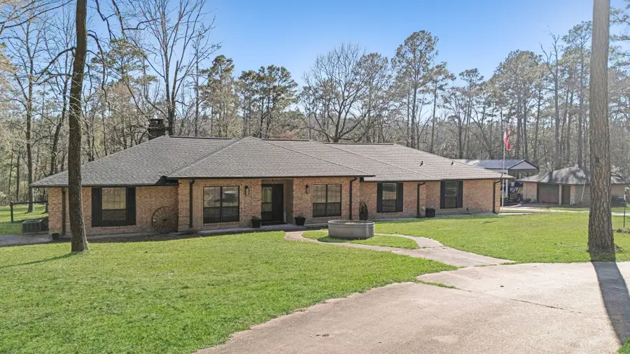 233 Pebble Creek, Livingston, TX 77351 - Image #3