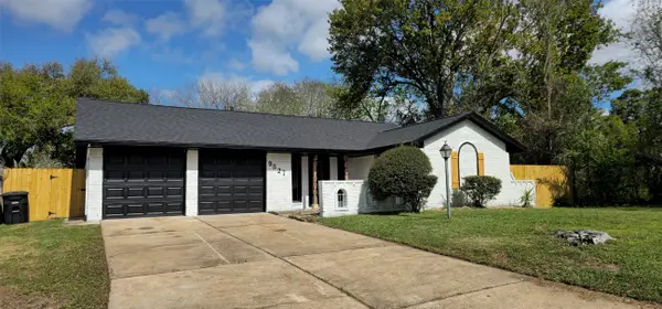 9527 Vanwood Street, Houston, TX 77040