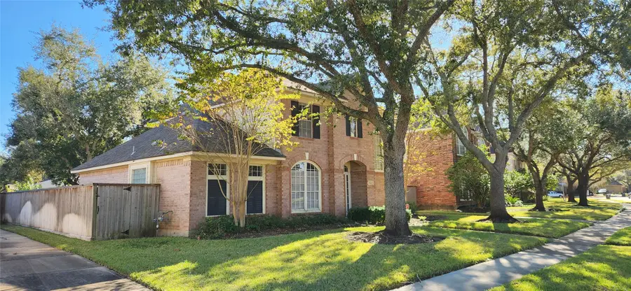7022 Emerald Glen Drive, Sugar Land, TX 77479 - Image #3