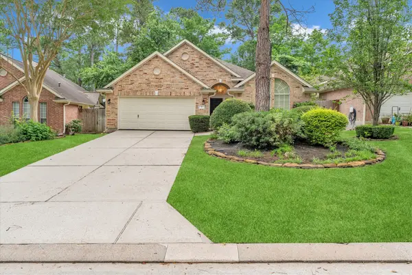 7 Currymead Place, The Woodlands, TX 77382