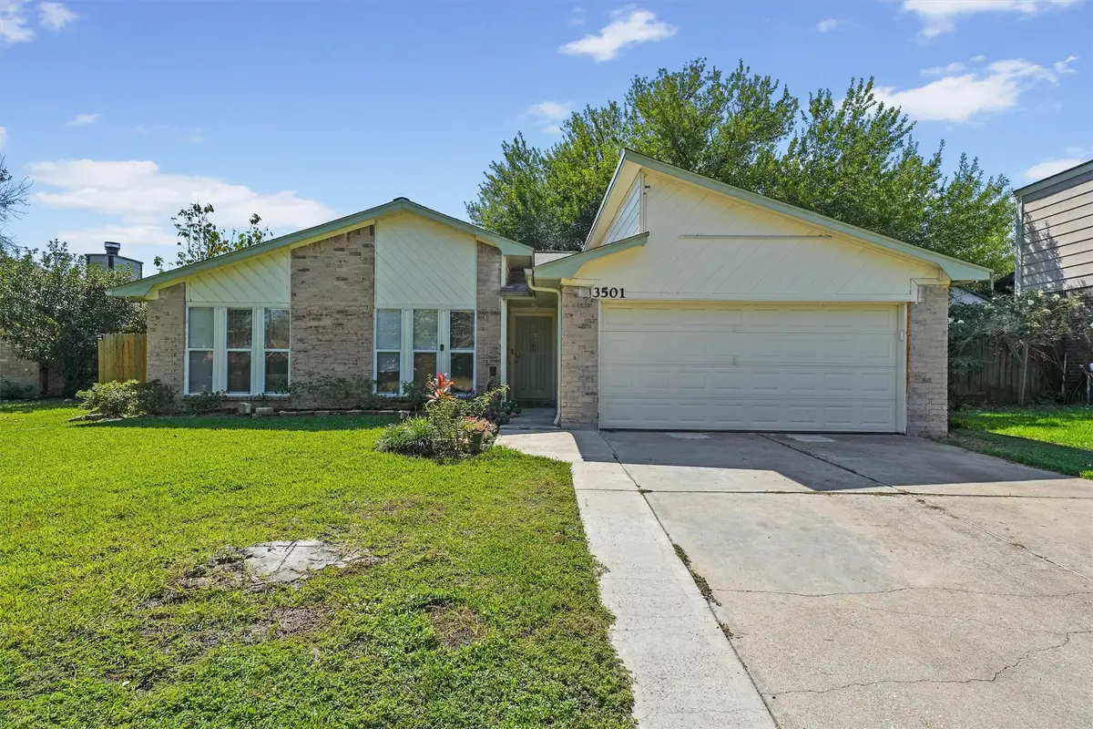 3501 Old Oaks Drive, Baytown, TX 77521 - Image #1
