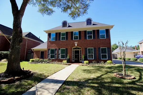 1415 Old Elm Trail, Sugar Land, TX 77479