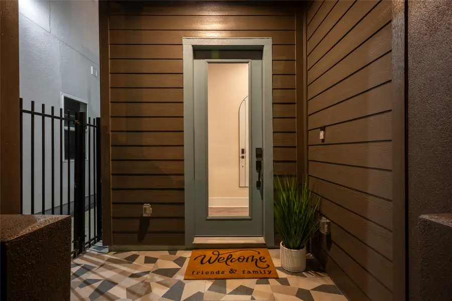 915 Thompson Street, Houston, TX 77007 - Image #3