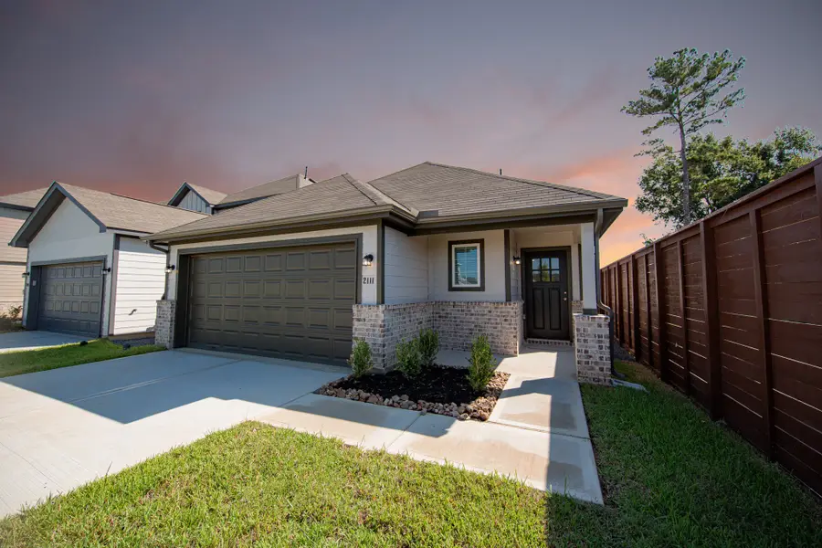2111 Oakwood Terrace Drive, Houston, TX 77090 - Image #3