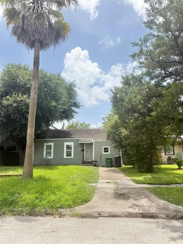 7030 Quince Street, Houston, TX 77087