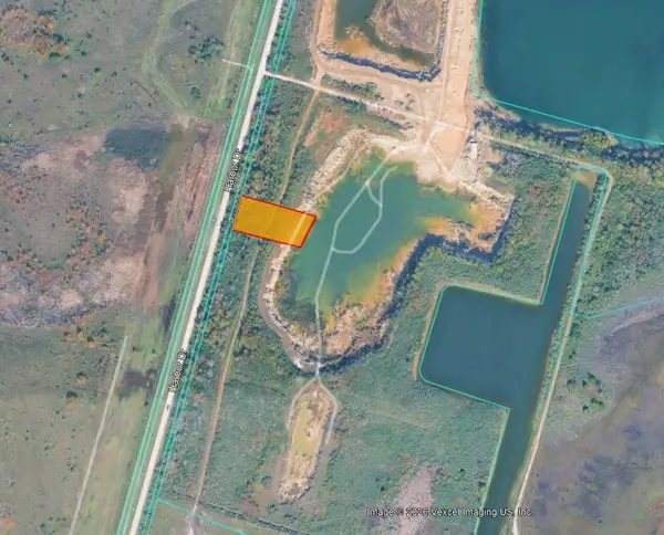 05 Harbor Drive, Hitchcock, TX 77554