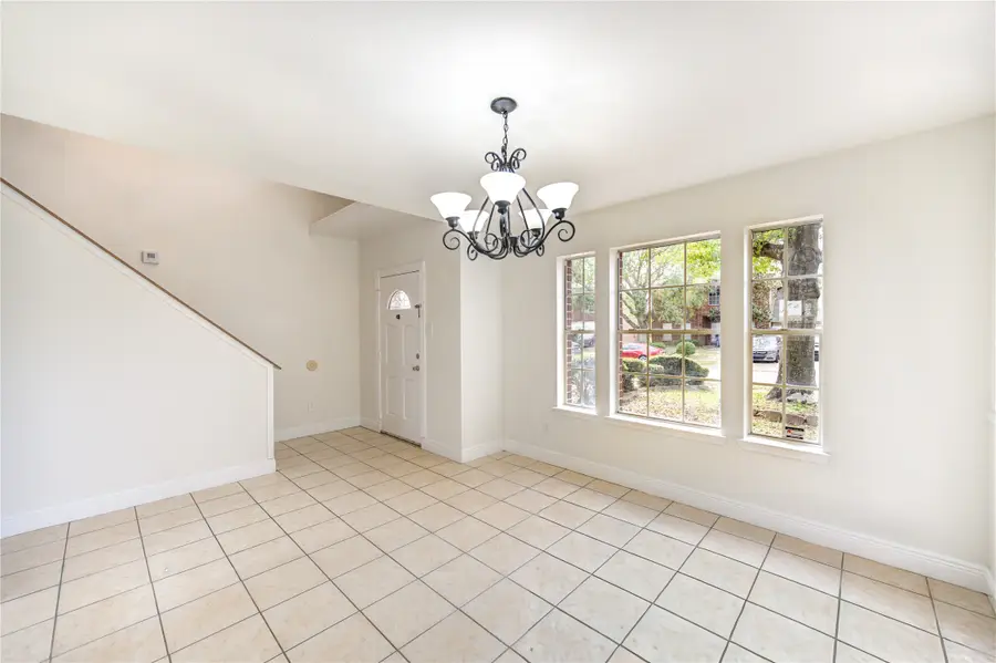 15926 Mission Glen Drive, Houston, TX 77083 - Image #3