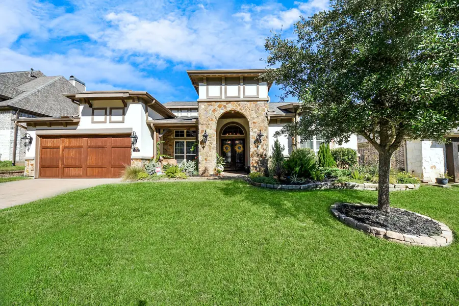 114 Timberfalls Drive, Conroe, TX 77384 - Image #2