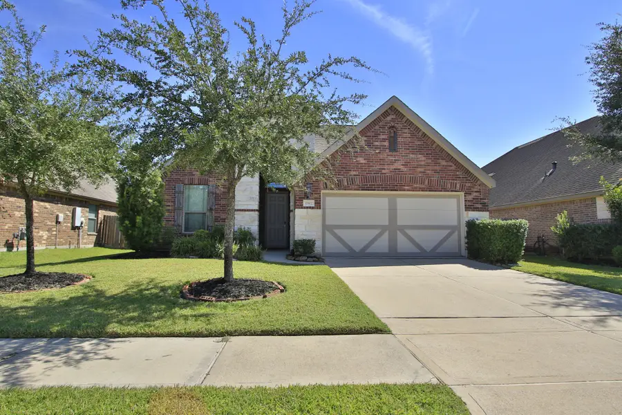 17902 Logans Pine Drive, Tomball, TX 77377 - Image #3