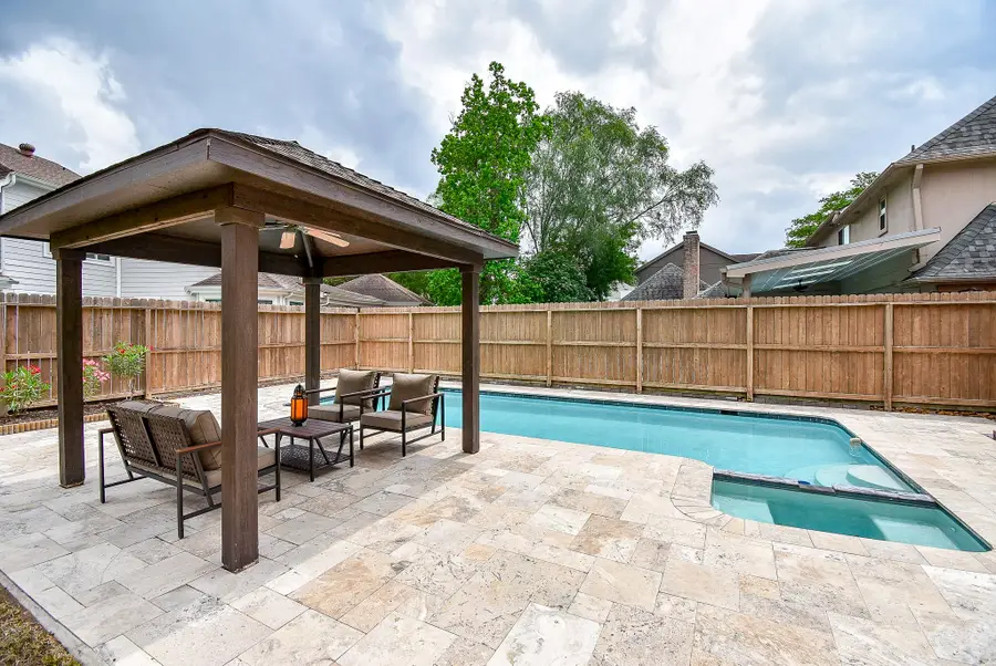 723 Plainwood Drive, Houston, TX 77079 - #3
