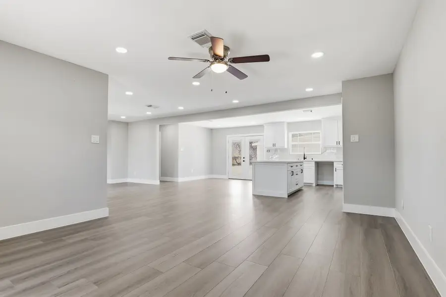 301 Brown Drive, Texas City, TX 77591 - #2