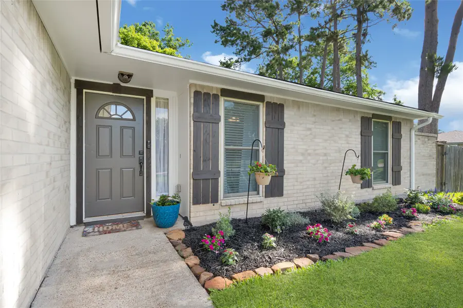 4007 Pin Oak Drive, Monterey Belvieu, TX 77523 - #3