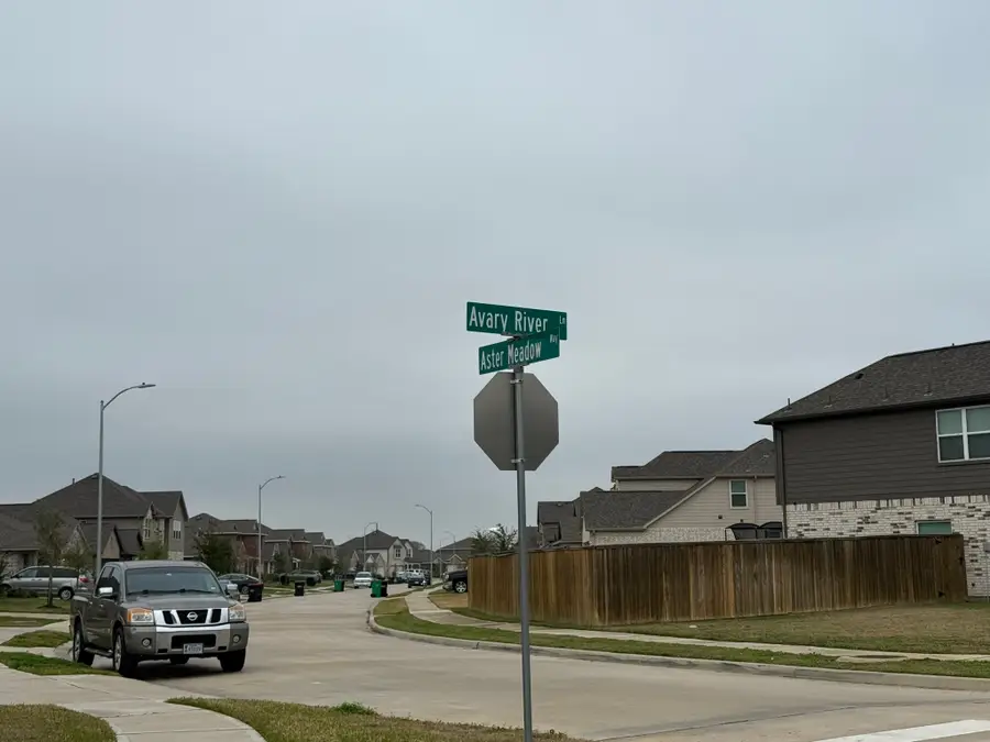 3339 Avary River Lane, Richmond, TX 77406 - Image #3