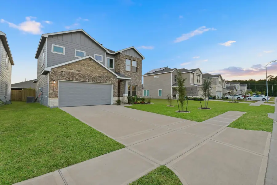 9933 Glenbrook Lane, Magnolia, TX 77354 - Image #3