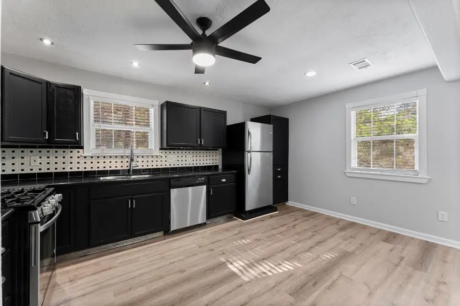 2 Ground Brier Court, The Woodlands, TX 77381 - #3