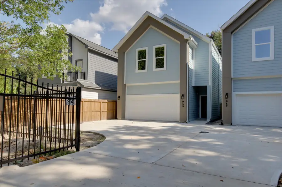 955 Ringold Street, Houston, TX 77088 - #2