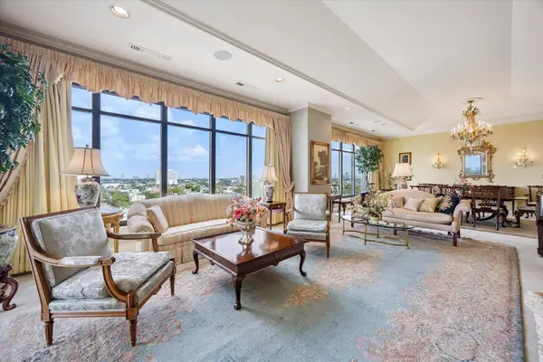 2121 Kirby Drive #7NE, Houston, TX 77019