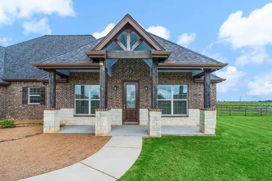 12427 Westview Circle, Needville, TX 77461 - Image #2