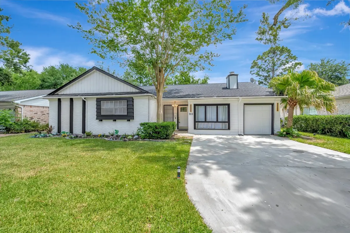 910 Beachcomber Lane, Houston, TX 77062 - #1