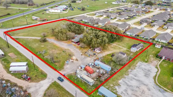 9418 County Road 423, Navasota, TX 77868