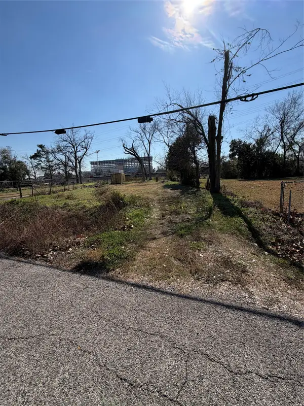 5112 Baton Rouge Street, Houston, TX 77028