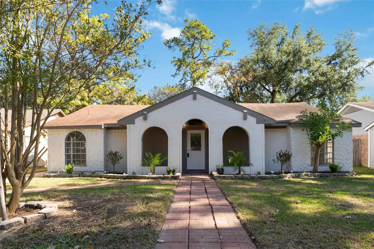 23122 Whispering Willow Drive, Spring, TX 77373 - Image #1