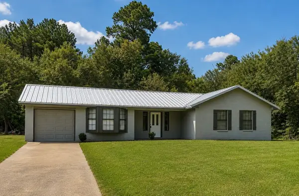 703 Sterling Court, Crockett, TX 75835