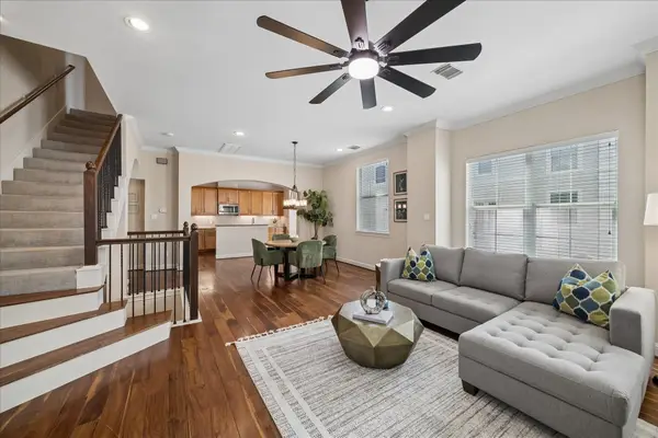 5610 Kiam Street #B, Houston, TX 77007