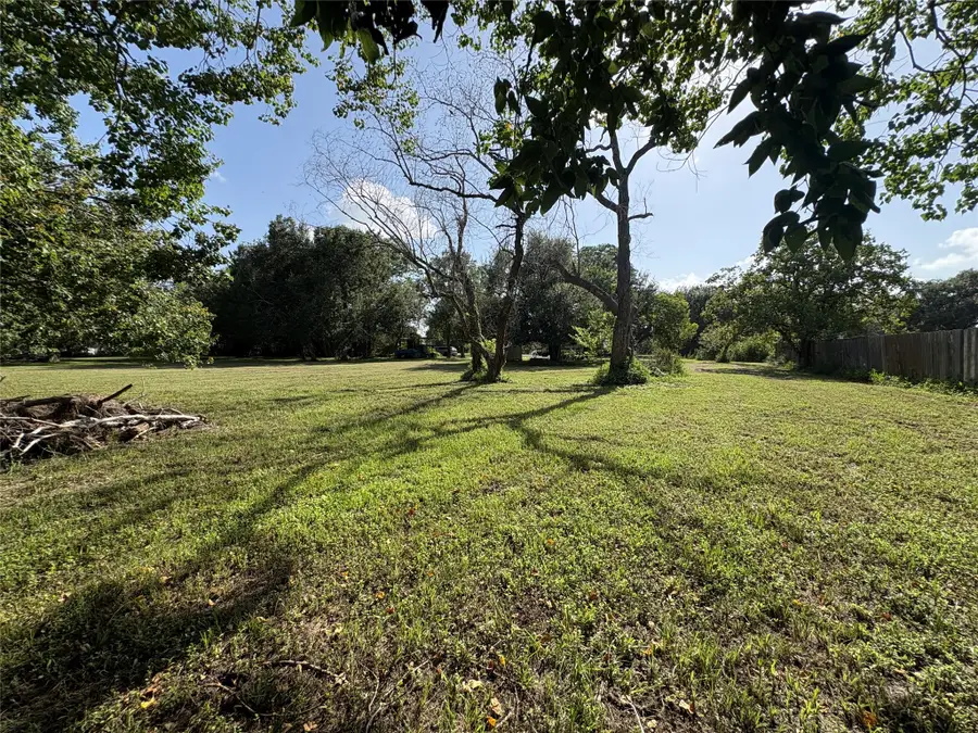 4407 Hiram Brandon Drive, Bay City, TX 77414 - #3