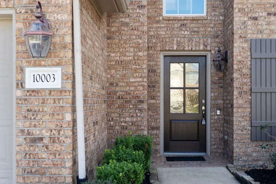10003 Whitney Reach Drive, Rosharon, TX 77583 - Image #2
