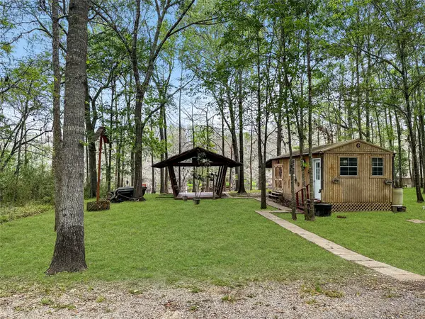 4550 Cypress Lakes Circle, Cleveland, TX 77327