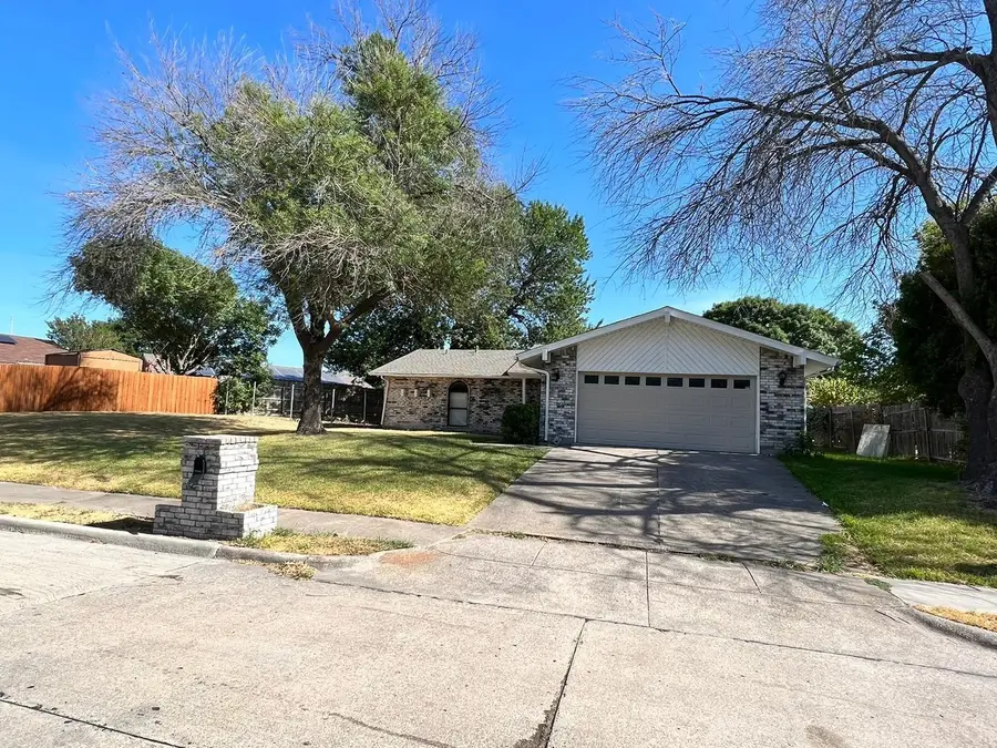 501 Beatty Drive, Grand Prairie, TX 75052 - Image #2