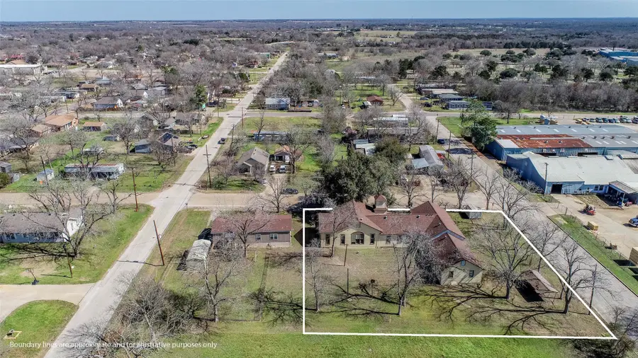 1502 W 9th Street, Caldwell, TX 77836 - Image #3