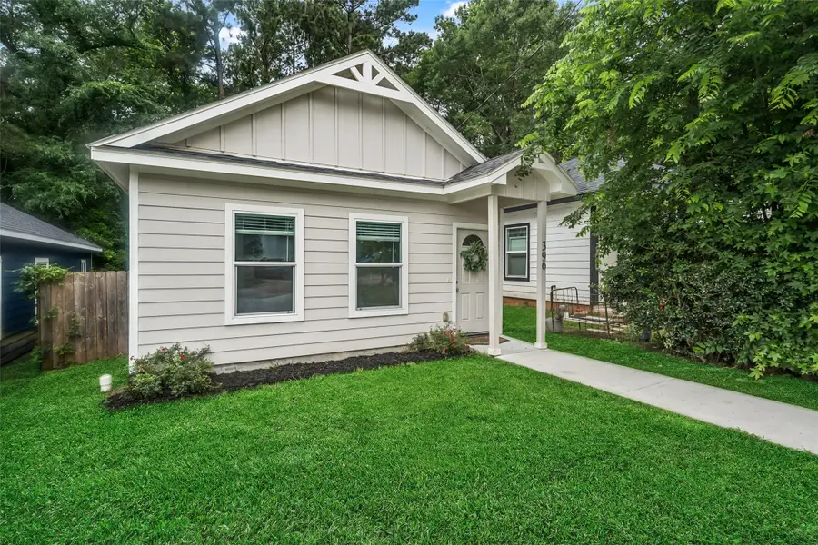 396 Westchase, Montgomery, TX 77316 - #2