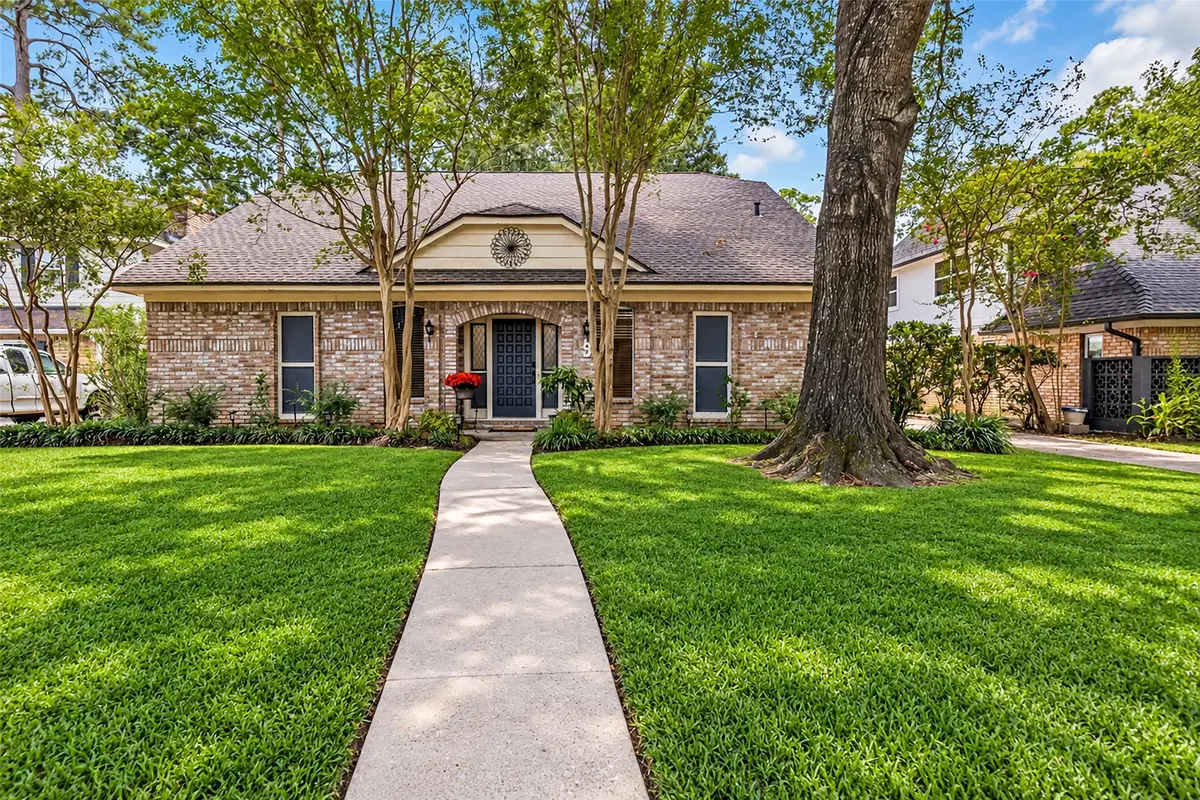 9 Devonshire Drive, Conroe, TX 77304 - #1