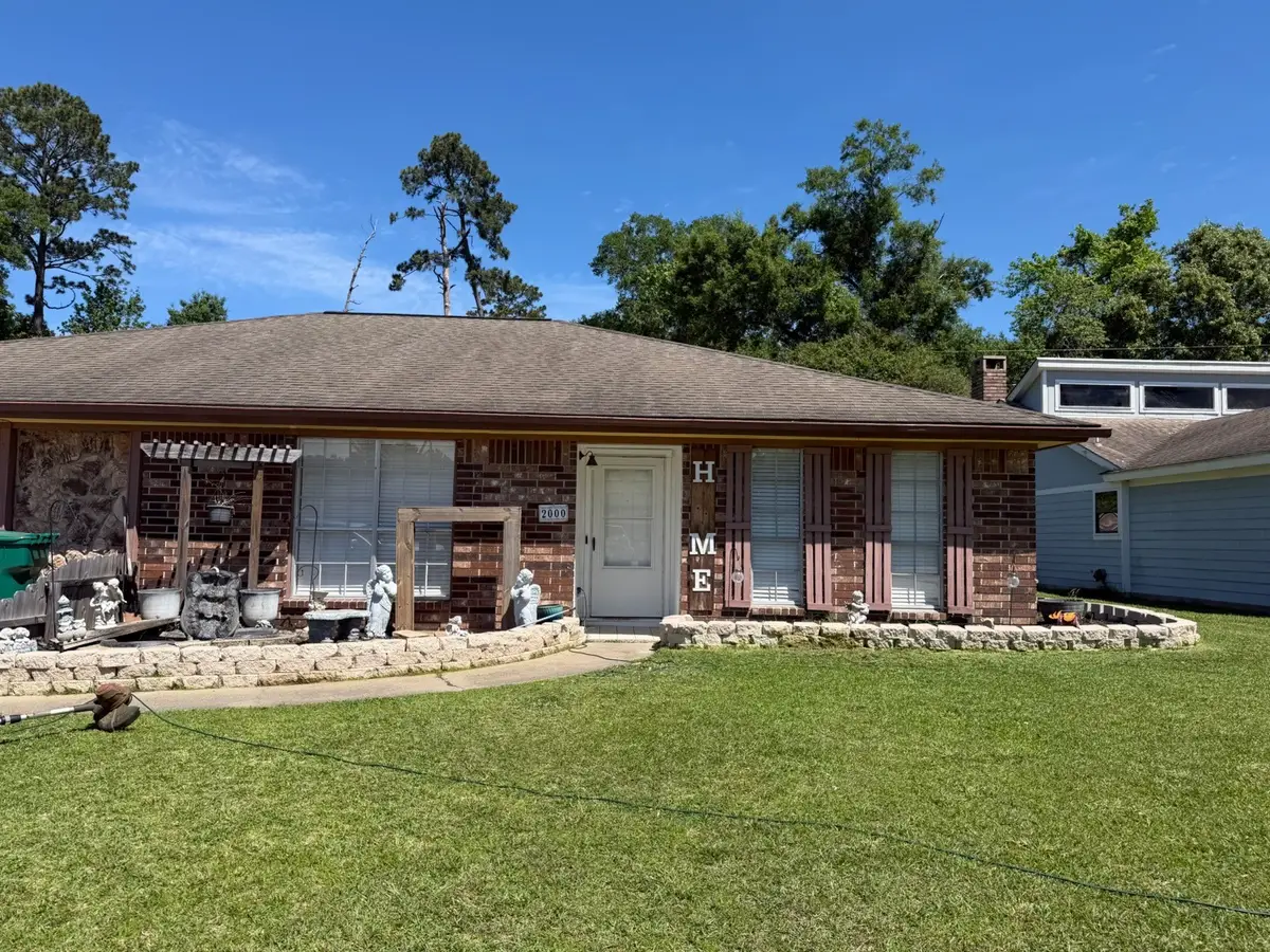 2000 Silver Oaks Drive, Orange, TX 77632 - #1