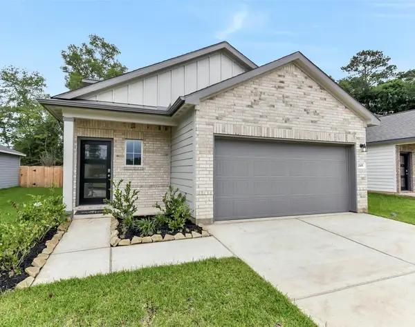 2105 Caney Creek Lane, Conroe, TX 77301