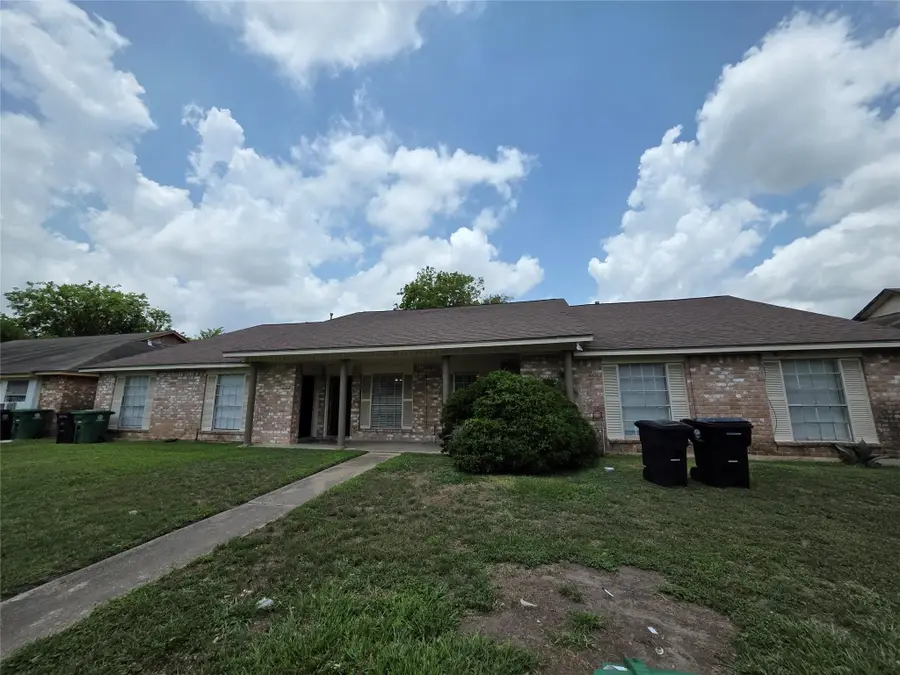 12738 Shannon Hills Drive, Houston, TX 77099 - #2